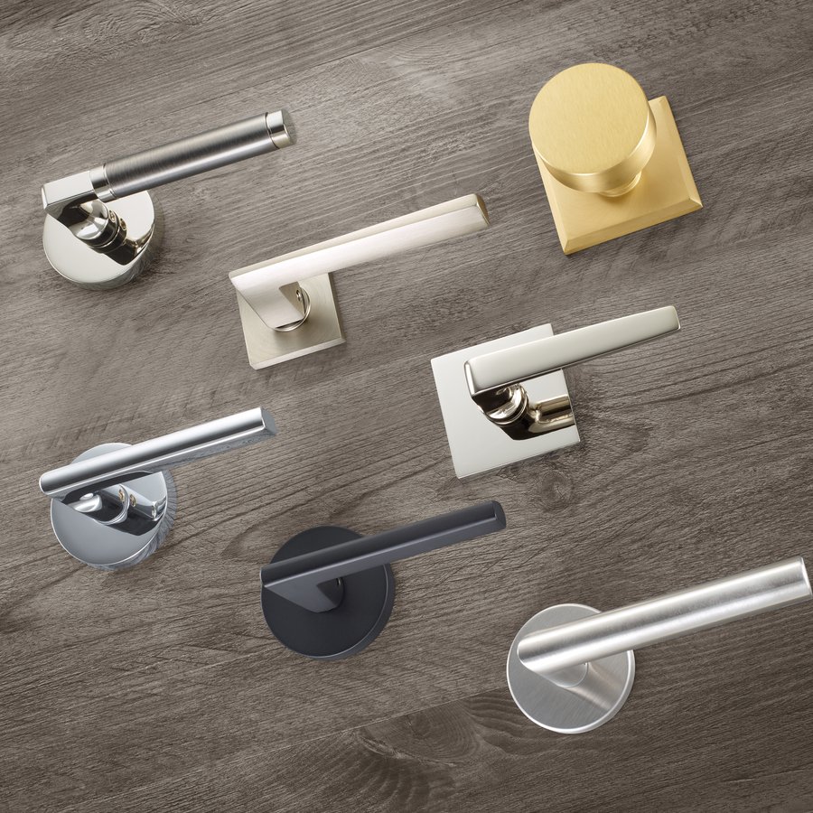 Door Knobs & Levers